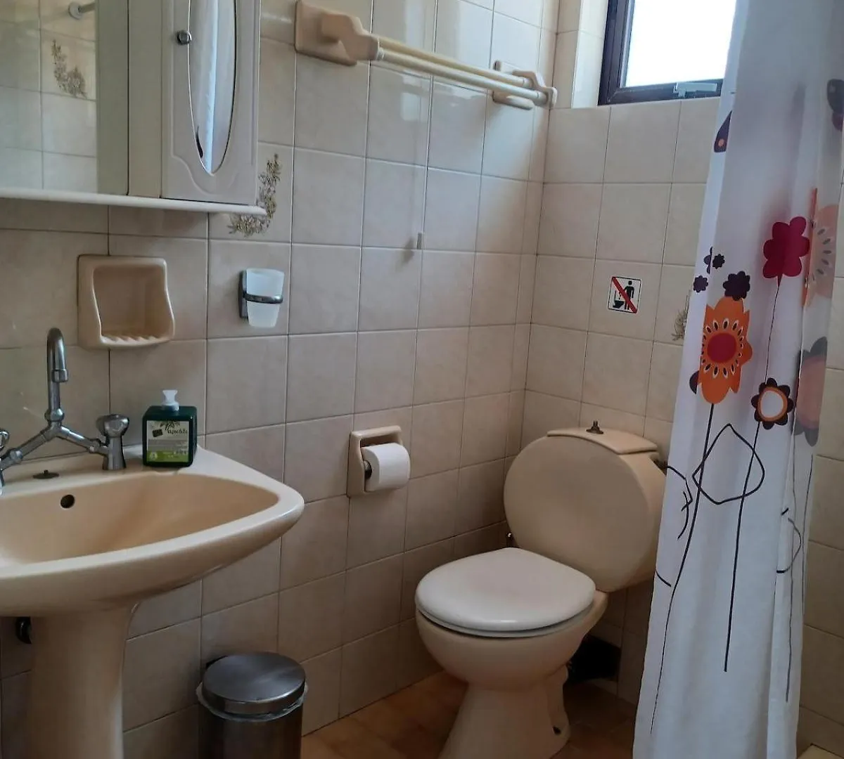 Nerissa 3, Two Bedroom Beach House Σπαρτιά